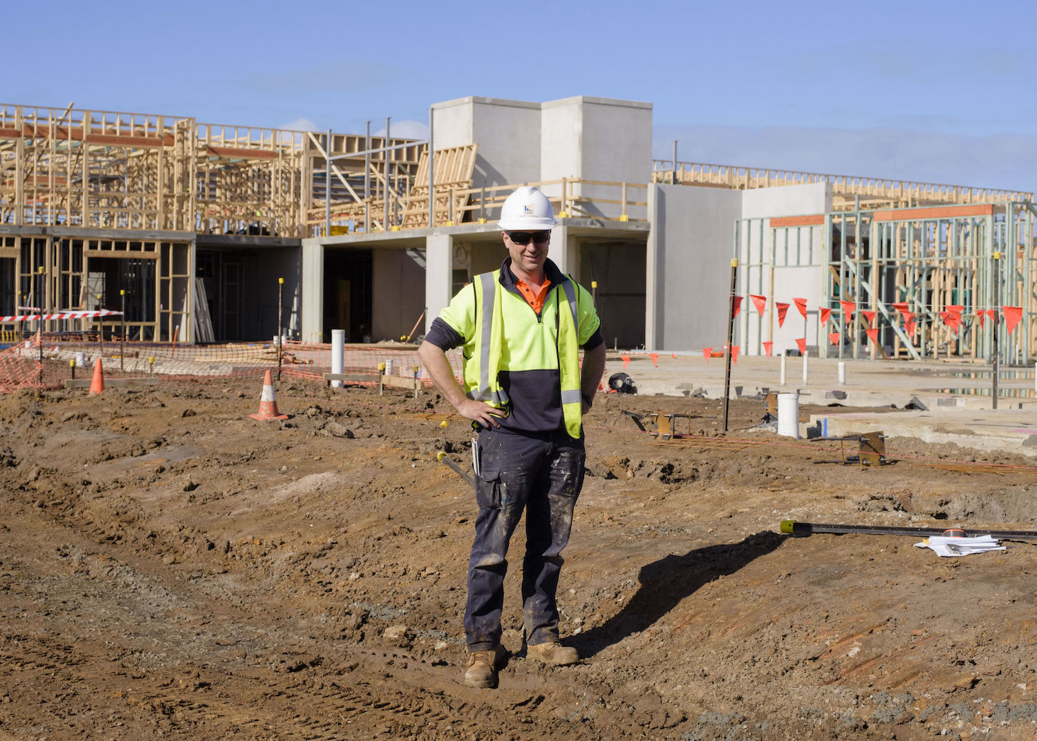 CAREERS IN BUILDING & CONSTRUCTION: SITE FOREMAN