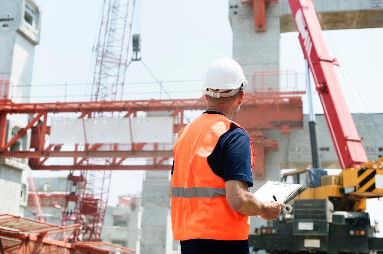 Careers After Redundancy – Get Back on Track with Building and Construction