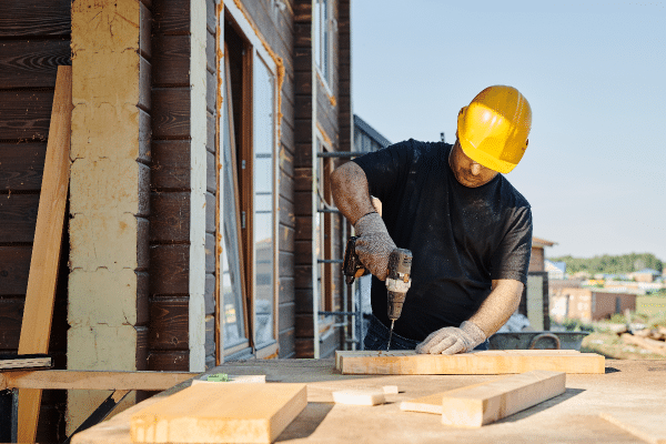 tips for becoming a carpenter